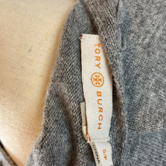 Tory Burch CASHMERE SAYRE TUNIC - GRAY MELANGE in Size S. - Picture 10 of 11